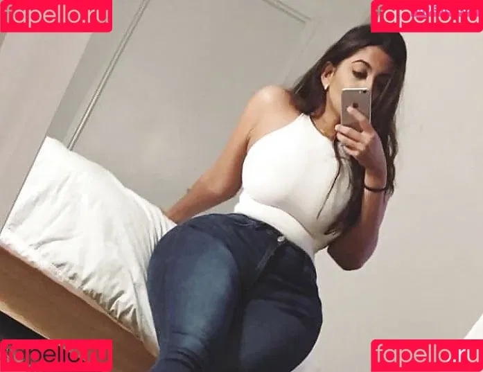 Rosalind Cynthia Kumar Onlyfans Photo Gallery 