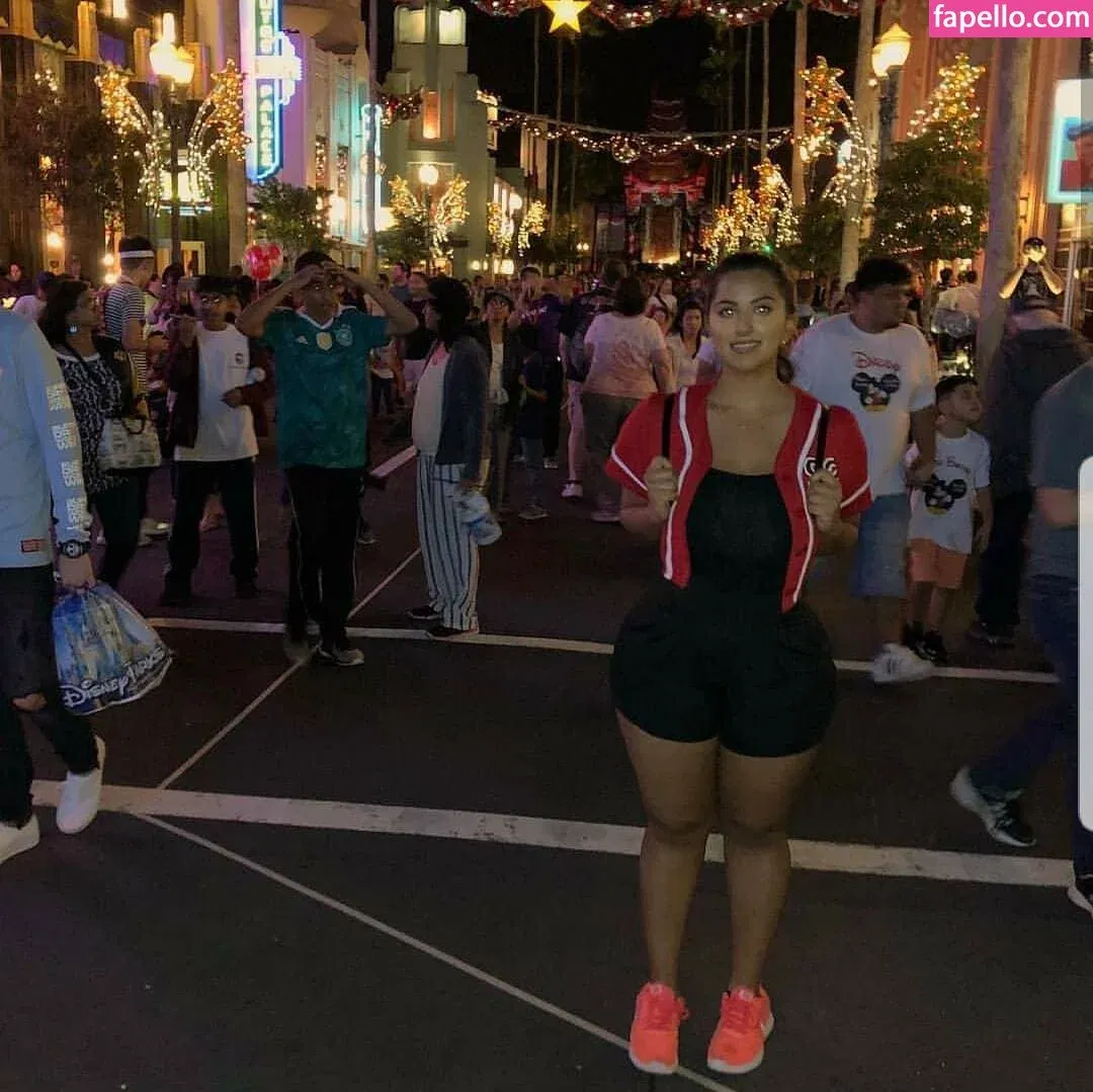 Rosalind Cynthia Kumar Onlyfans Photo Gallery 