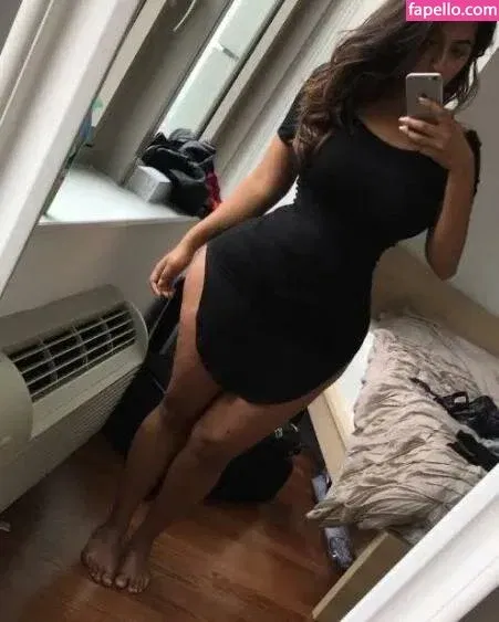 Rosalind Cynthia Kumar Onlyfans Photo Gallery 