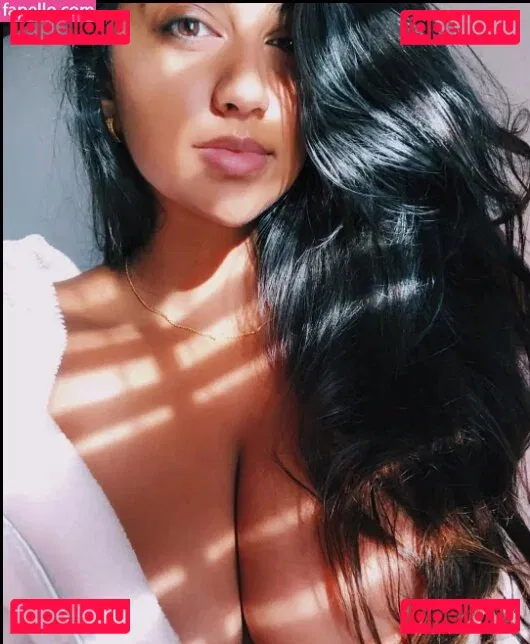 Rosalind Cynthia Kumar Onlyfans Photo Gallery 