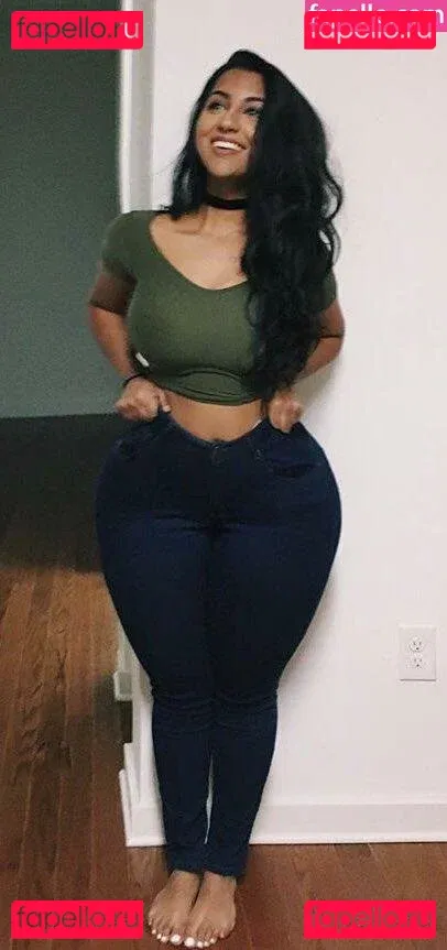 Rosalind Cynthia Kumar Onlyfans Photo Gallery 