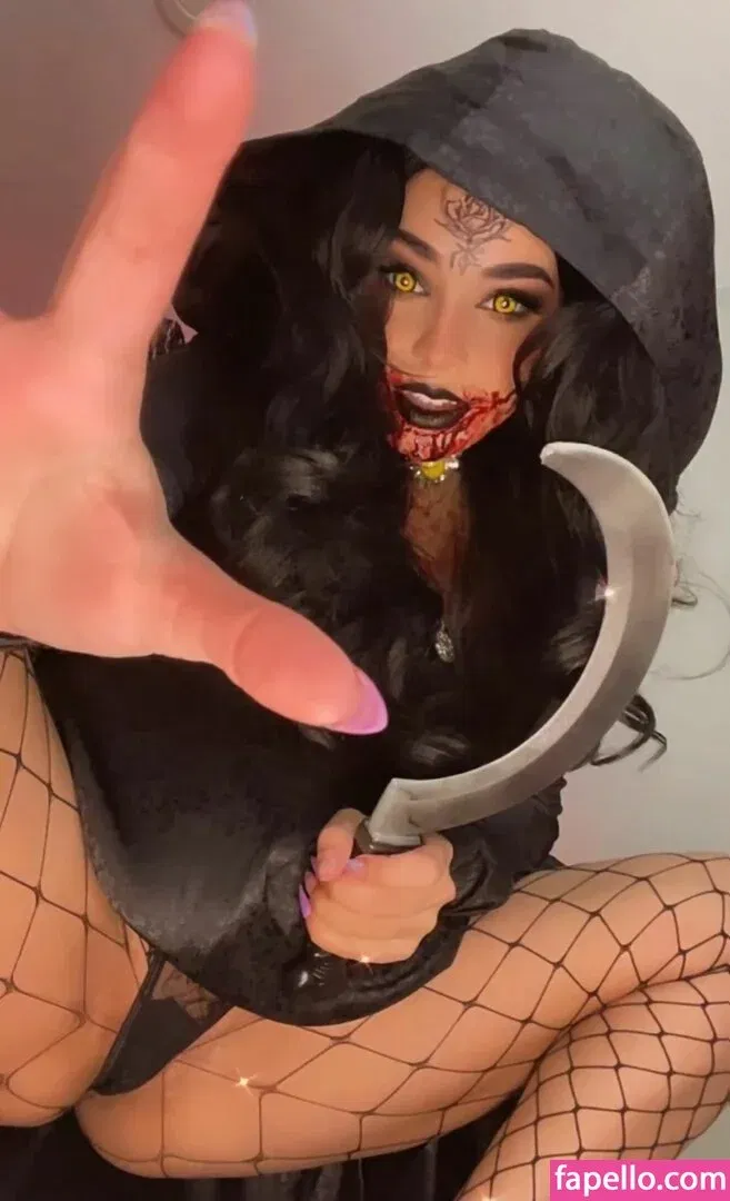 Simply Arabella Onlyfans Photo Gallery 