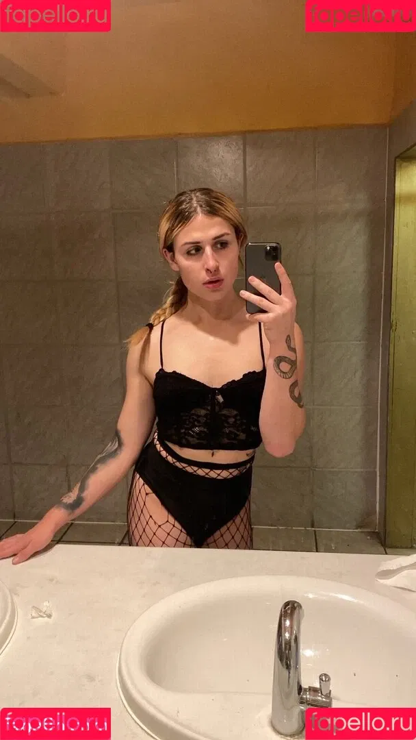 thejuicyjosi Onlyfans Photo Gallery 