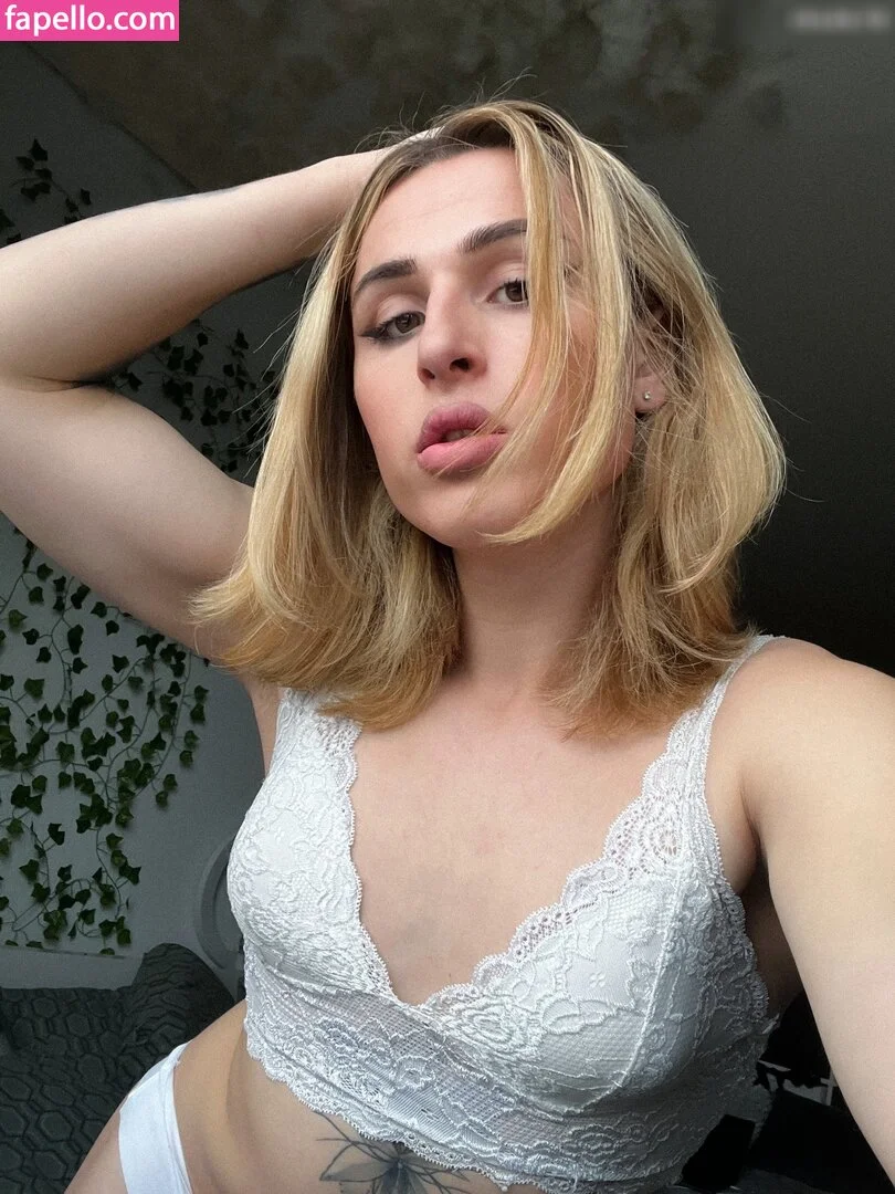 thejuicyjosi Onlyfans Photo Gallery 