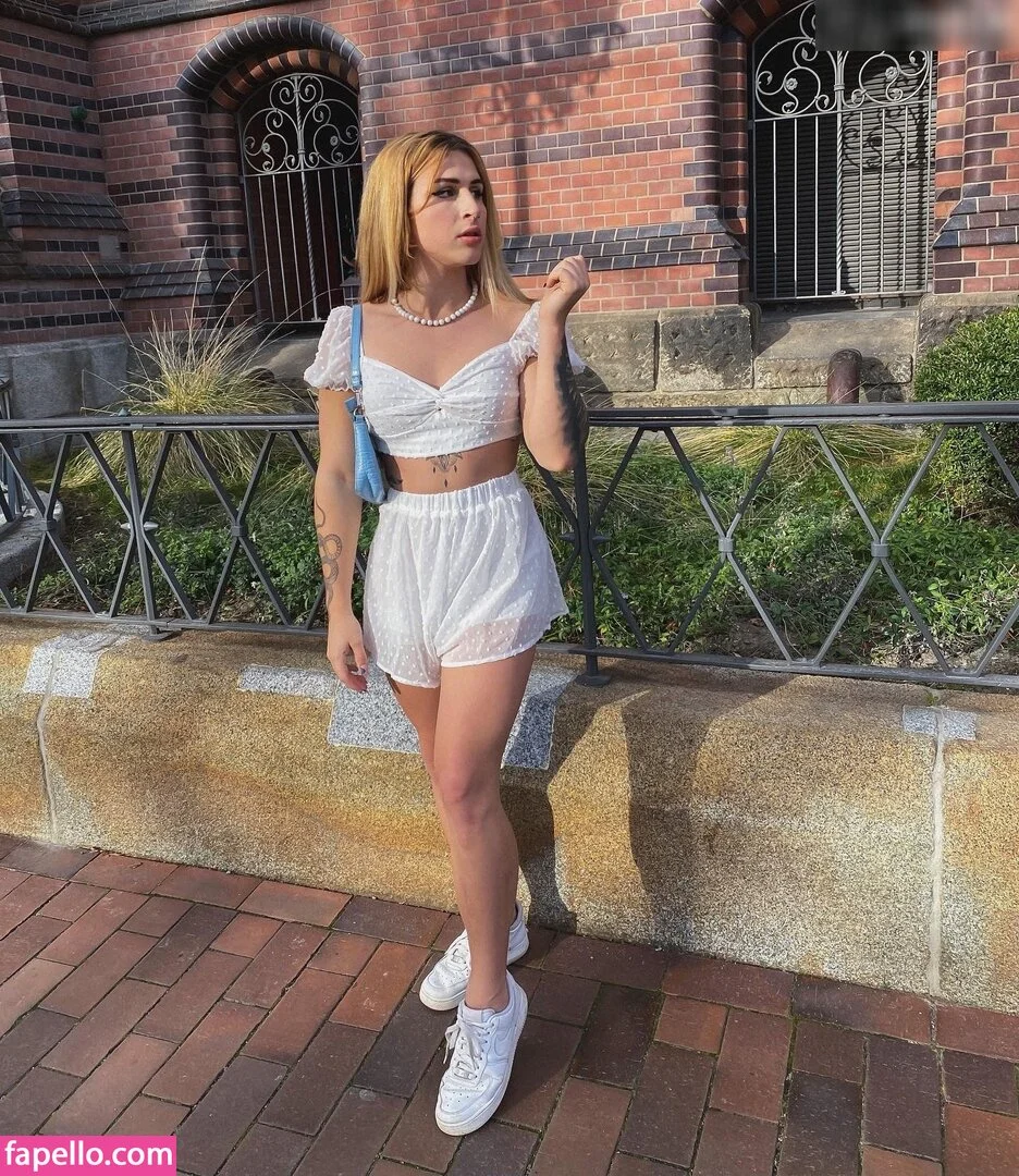 thejuicyjosi Onlyfans Photo Gallery 