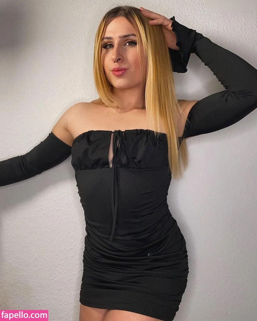 thejuicyjosi Onlyfans Photo Gallery 