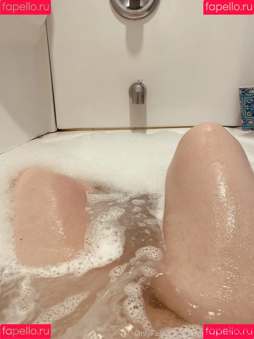 hunnybeesarecool Onlyfans Photo Gallery 
