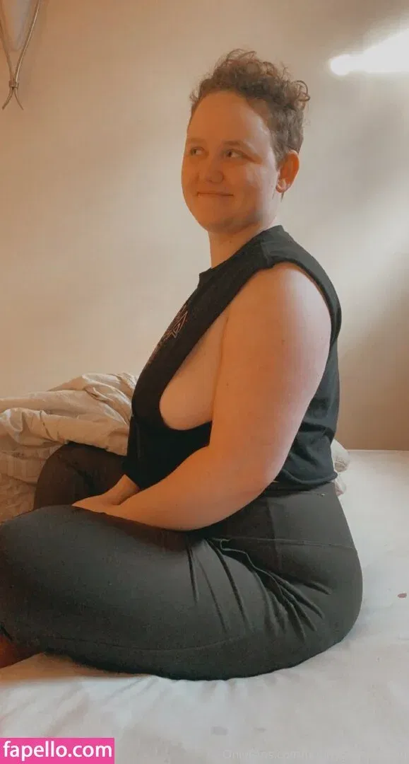 hunnybeesarecool Onlyfans Photo Gallery 