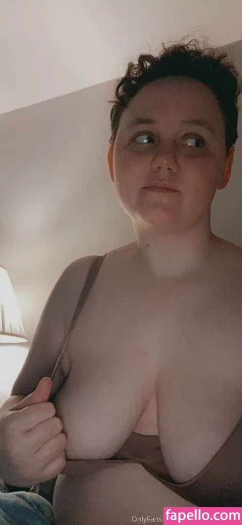 hunnybeesarecool Onlyfans Photo Gallery 