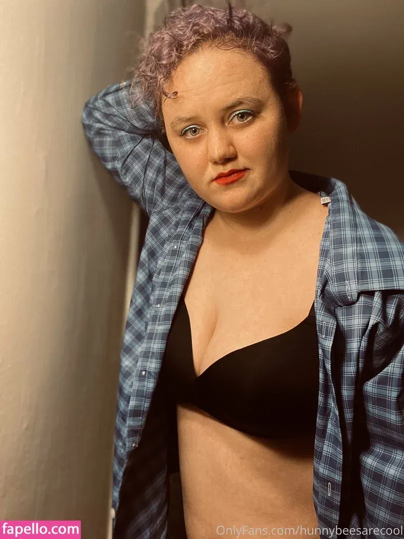 hunnybeesarecool Onlyfans Photo Gallery 