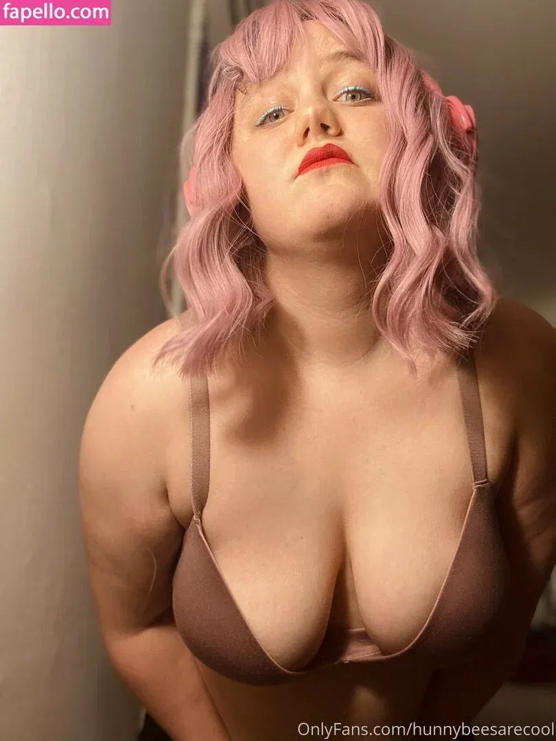 hunnybeesarecool Onlyfans Photo Gallery 