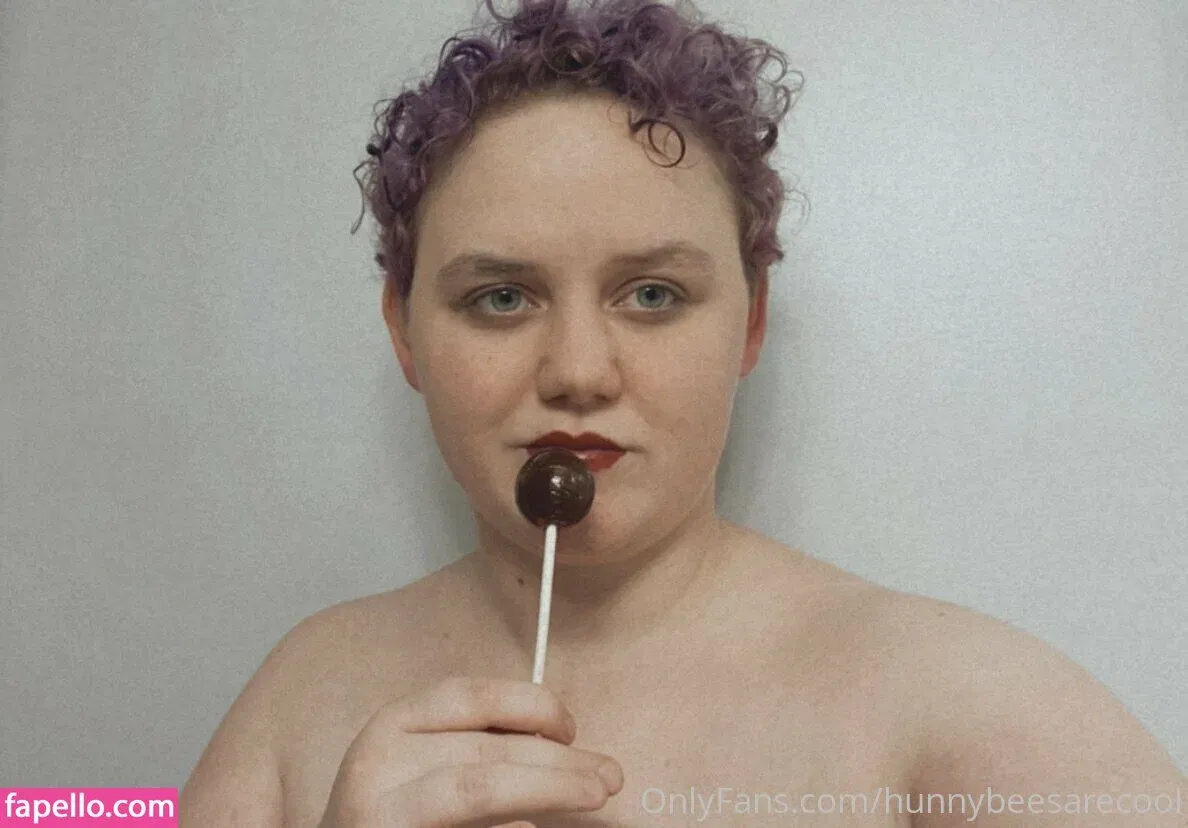 hunnybeesarecool Onlyfans Photo Gallery 
