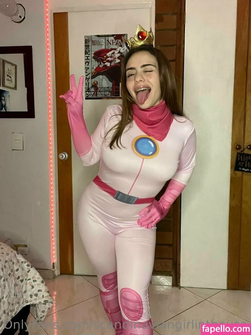 scandinaviangirlintheusa Onlyfans Photo Gallery 