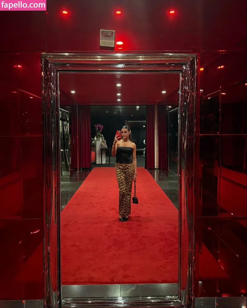 Toni Breidinger Onlyfans Photo Gallery 