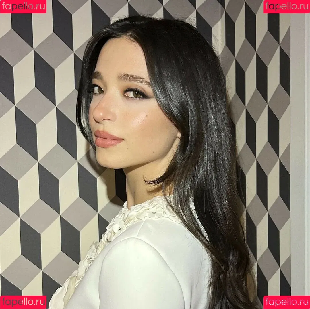 Mikey Madison Onlyfans Photo Gallery 