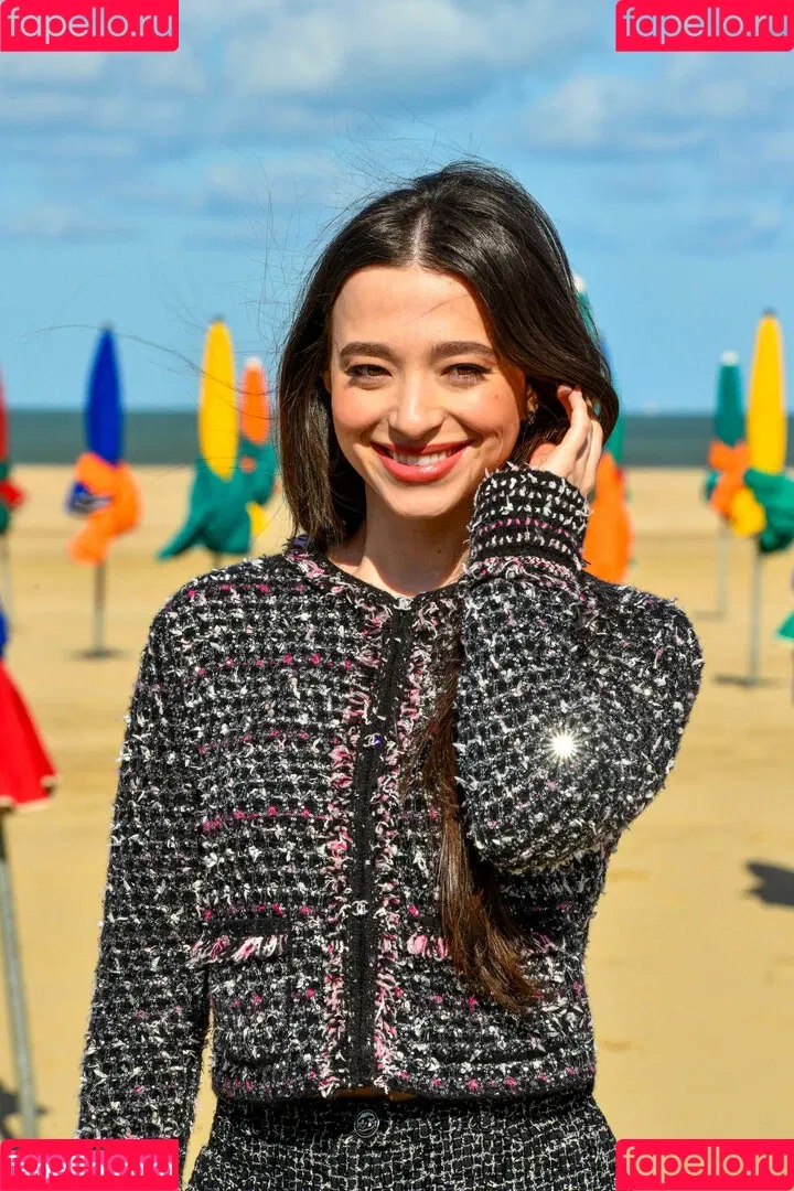 Mikey Madison Onlyfans Photo Gallery 