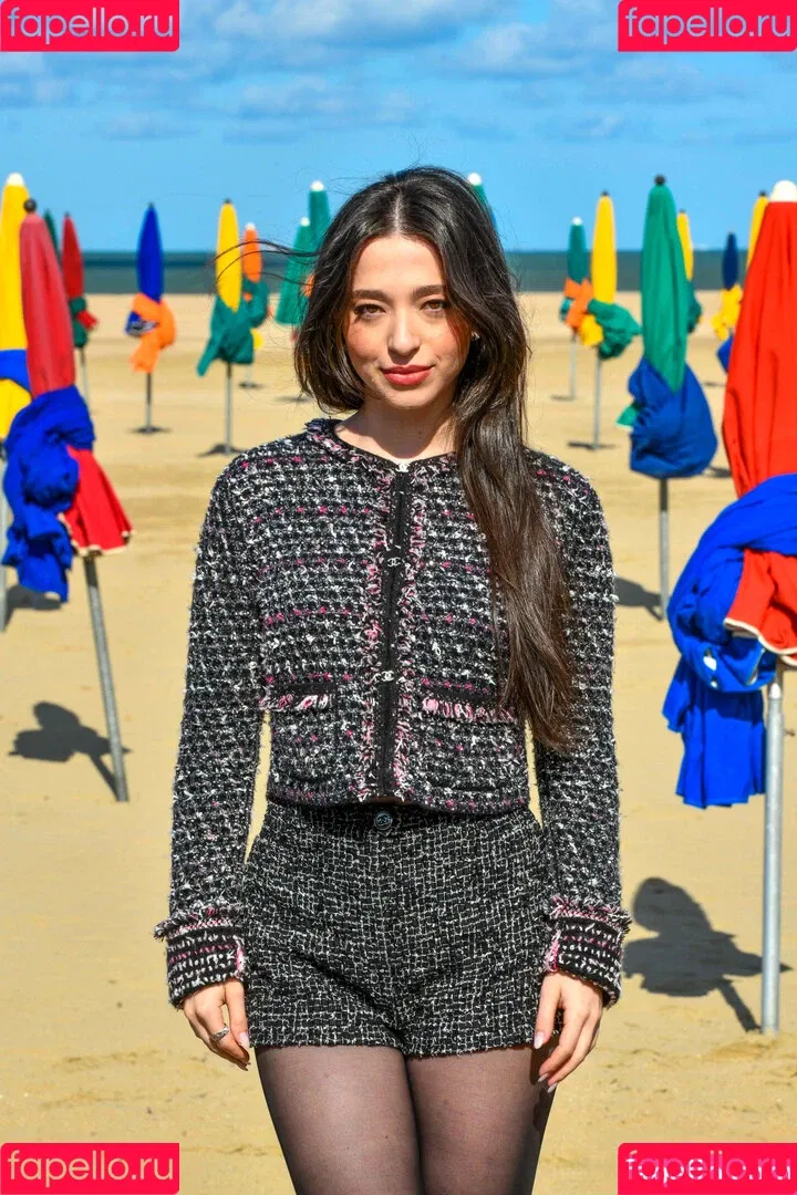 Mikey Madison Onlyfans Photo Gallery 