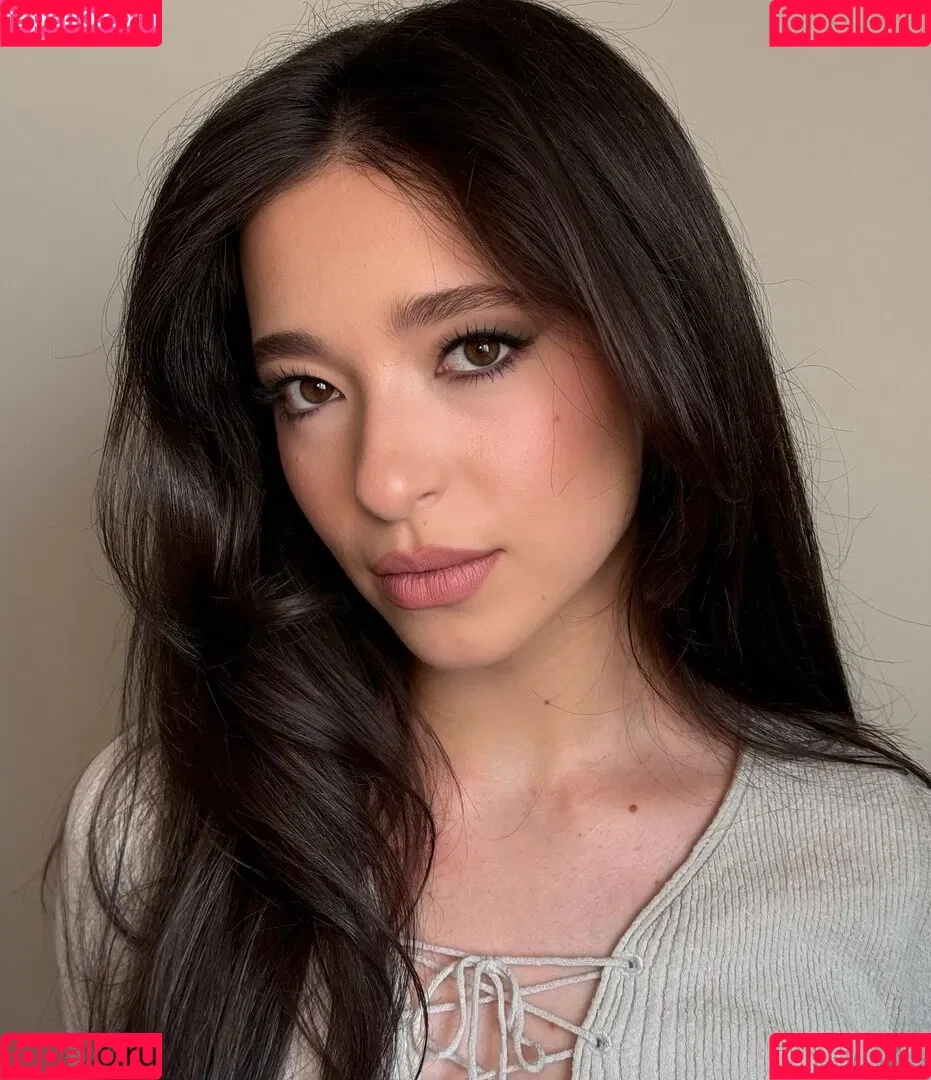 Mikey Madison Onlyfans Photo Gallery 