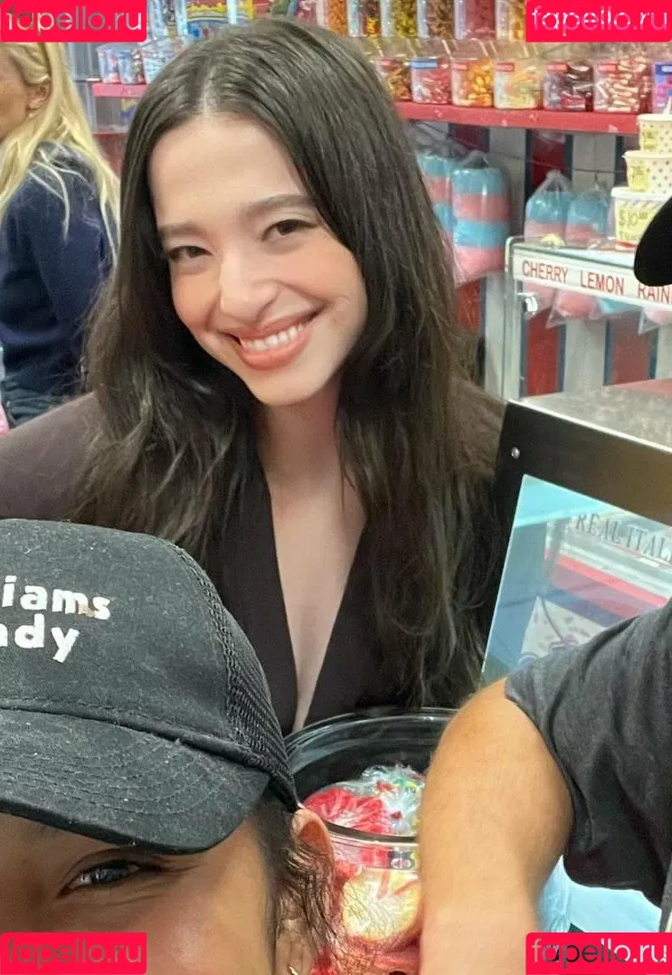 Mikey Madison Onlyfans Photo Gallery 