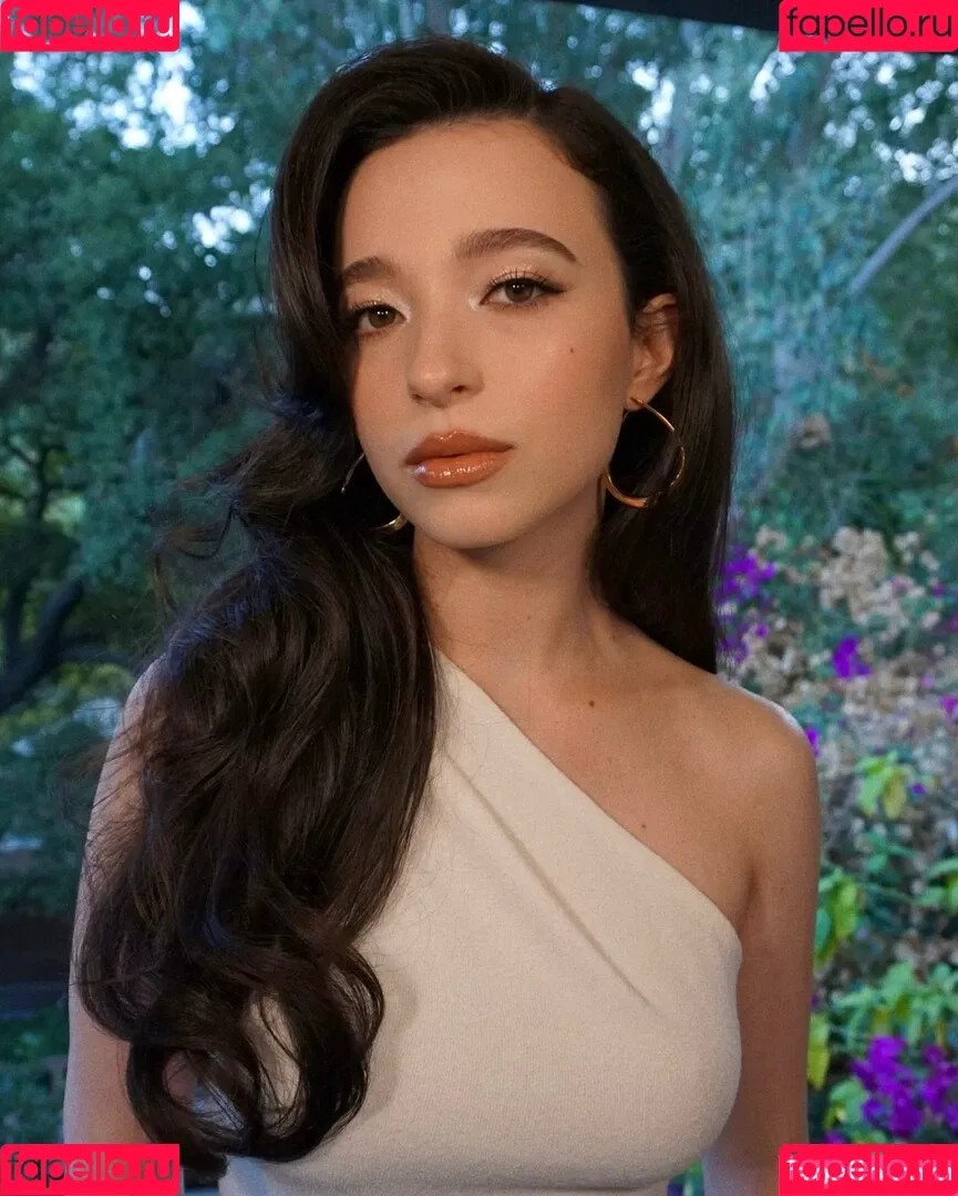 Mikey Madison Onlyfans Photo Gallery 
