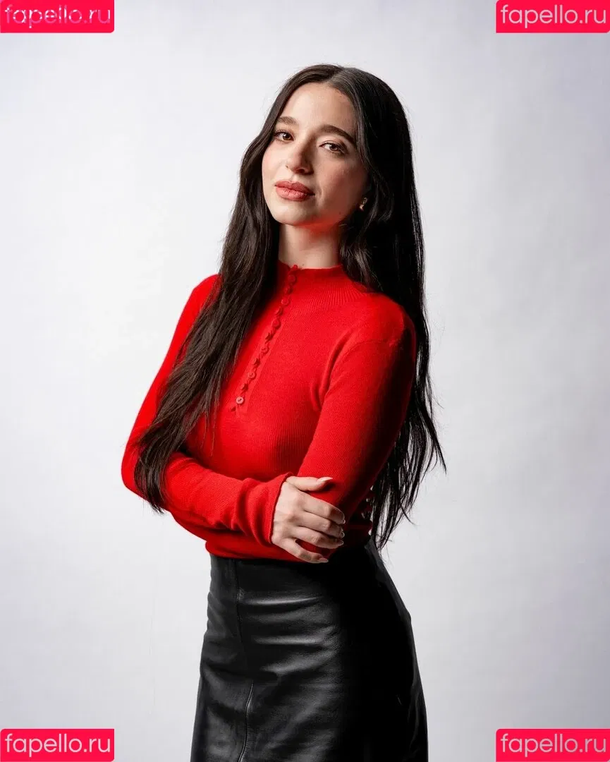 Mikey Madison Onlyfans Photo Gallery 