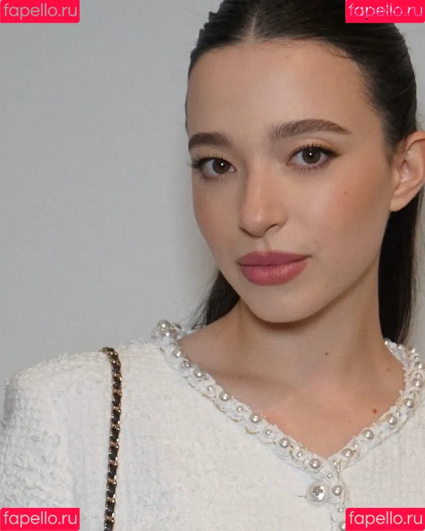 Mikey Madison Onlyfans Photo Gallery 