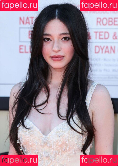 Mikey Madison Onlyfans Photo Gallery 