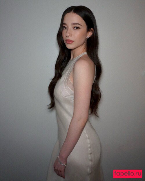Mikey Madison Nude Onlyfans Photo 8
