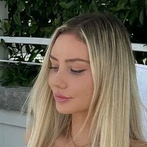 Jodeci Radu Onlyfans Photo Gallery 