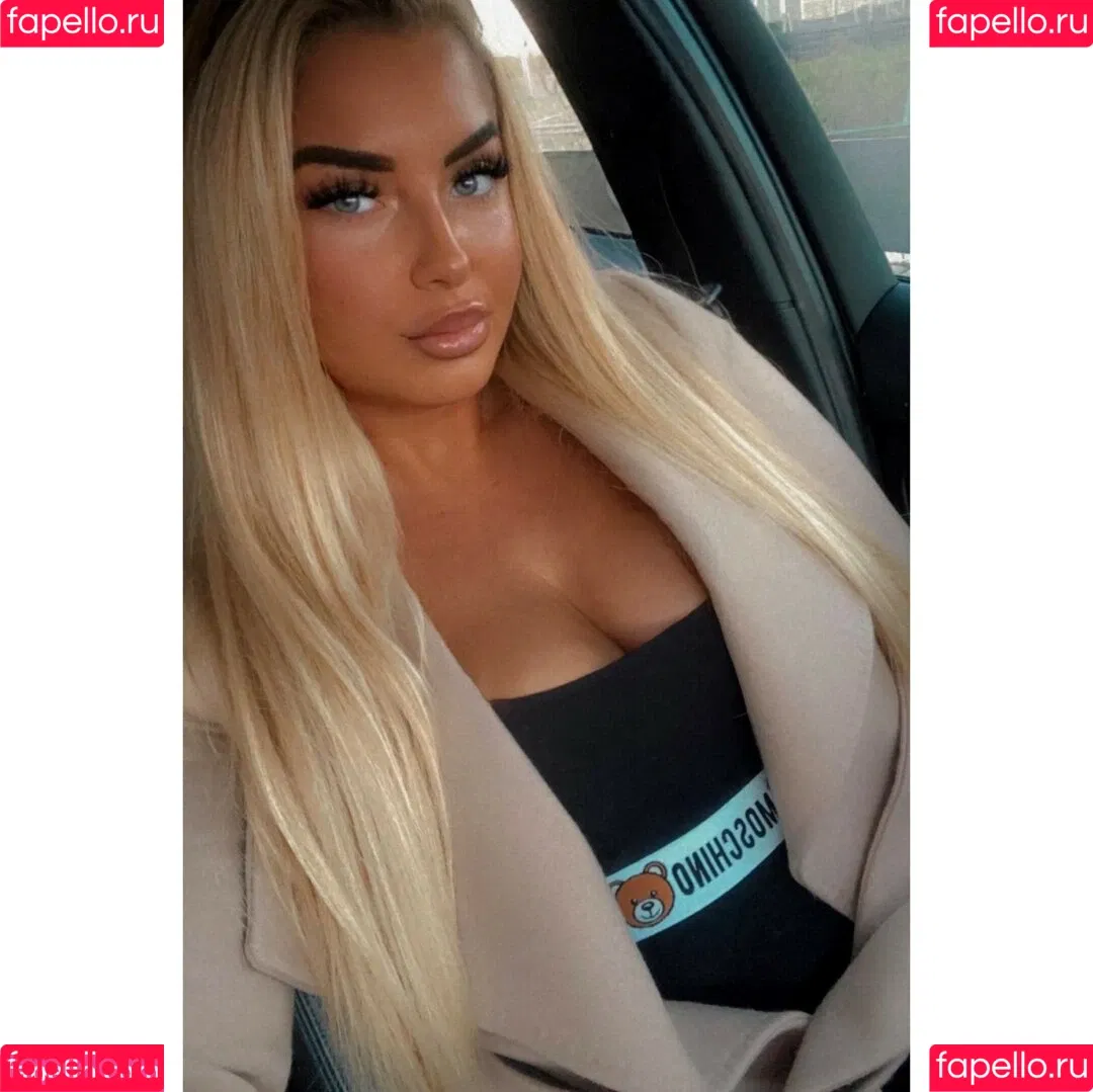 Tallula Louise Onlyfans Photo Gallery 