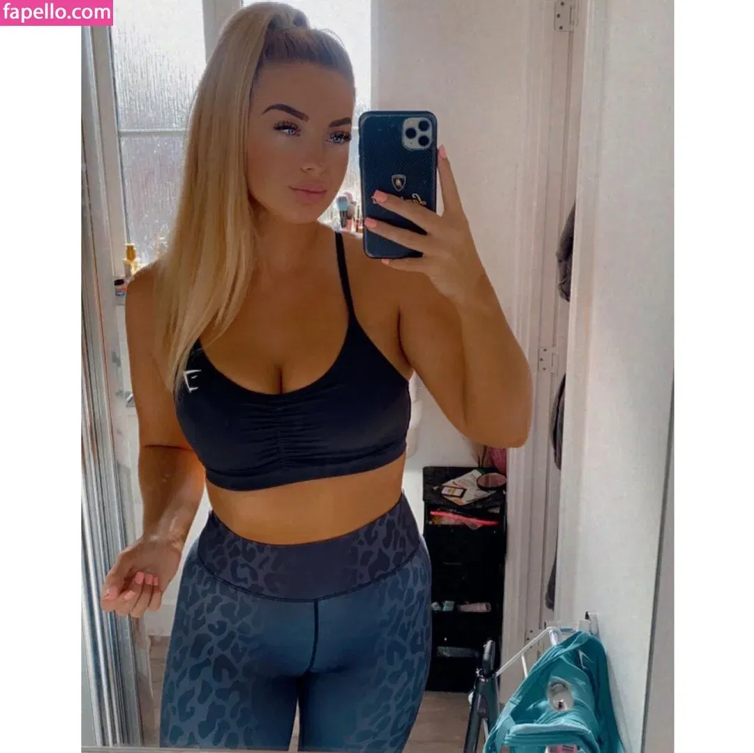 Tallula Louise Onlyfans Photo Gallery 