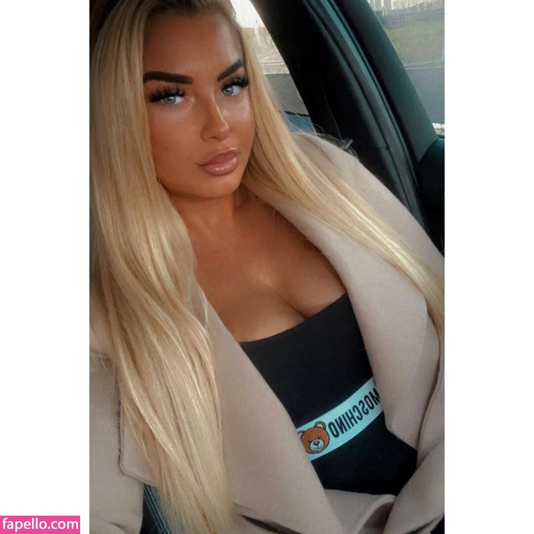 Tallula Louise Onlyfans Photo Gallery 