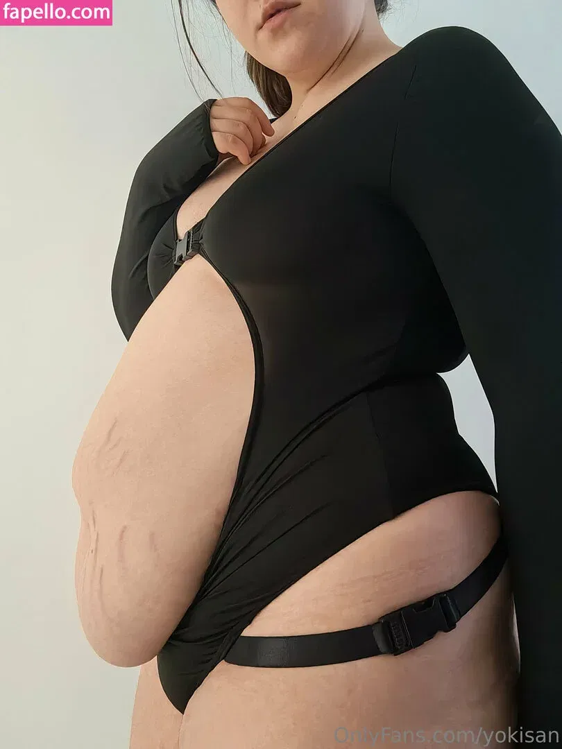 yokisan Onlyfans Photo Gallery 