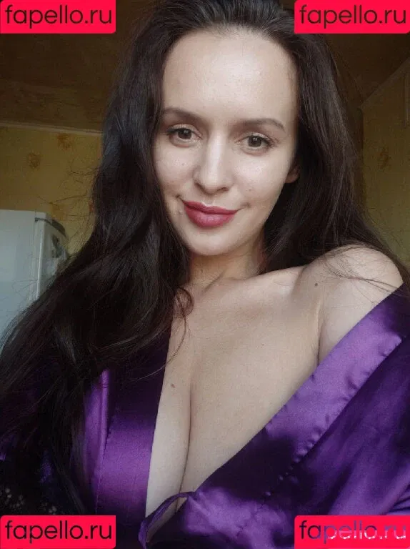 eeemilyyy Onlyfans Photo Gallery 