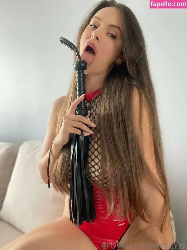 eeemilyyy Onlyfans Photo Gallery 