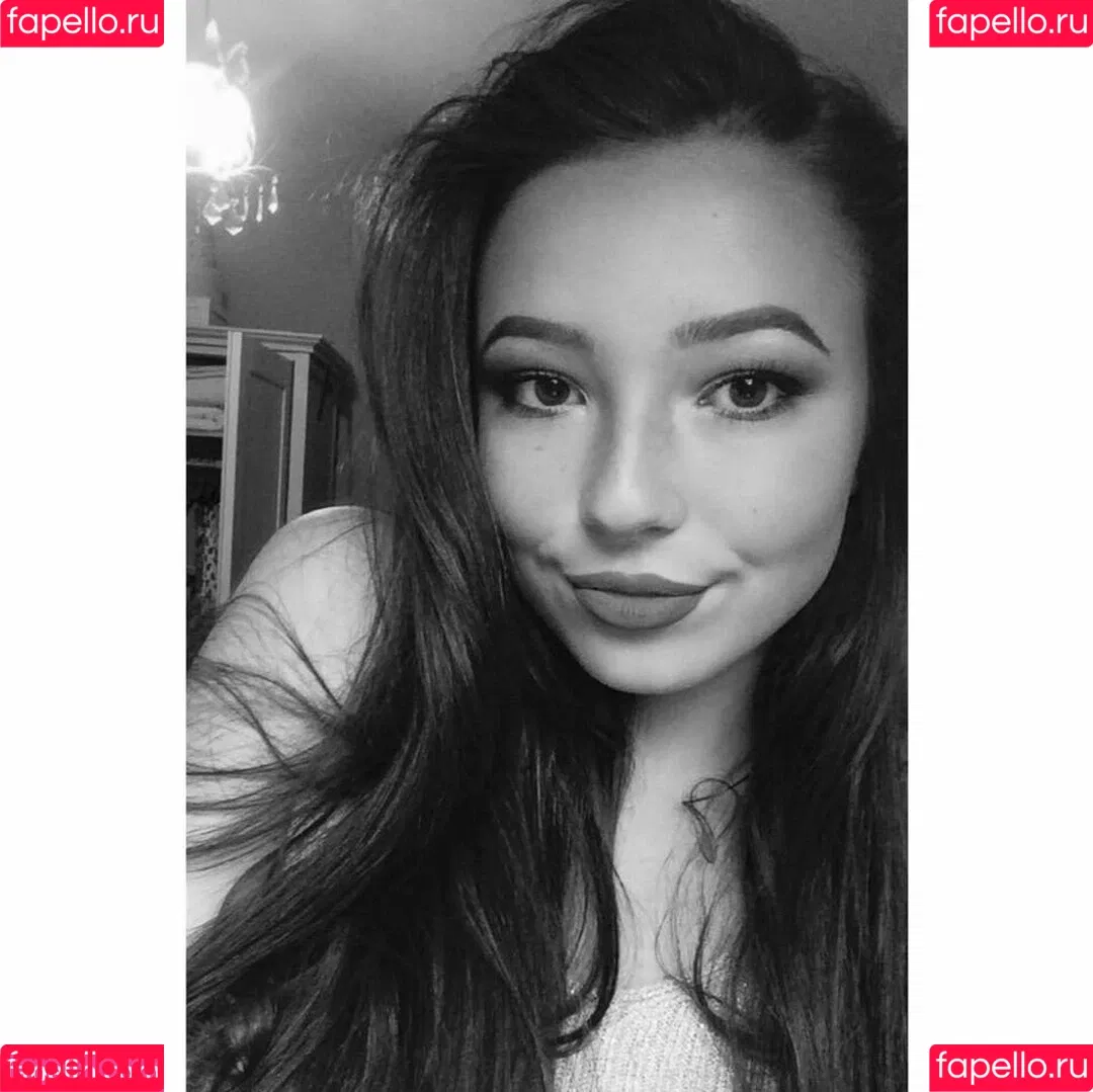 Lydia Harrison Onlyfans Photo Gallery 