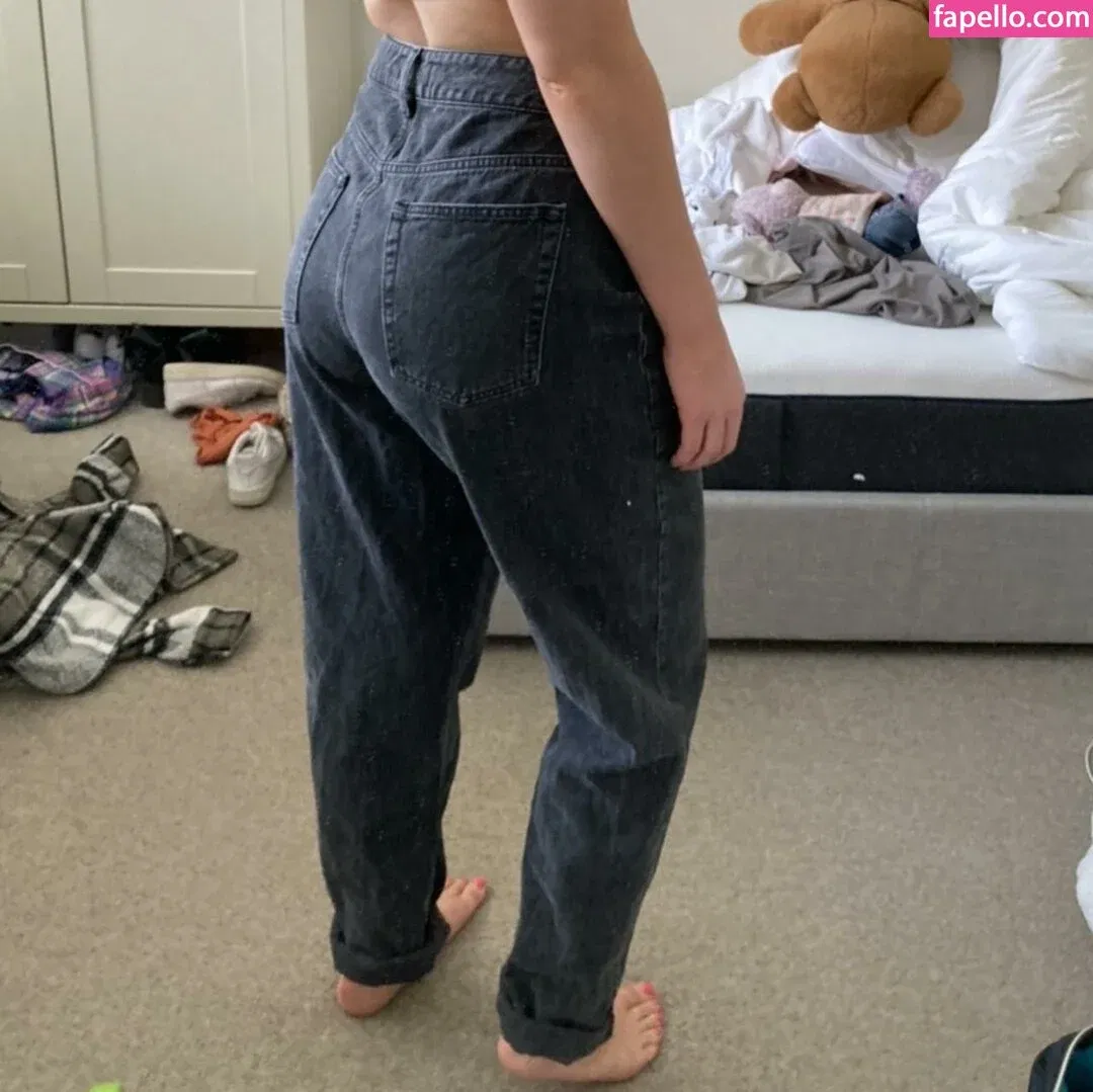 Lydia Harrison Onlyfans Photo Gallery 