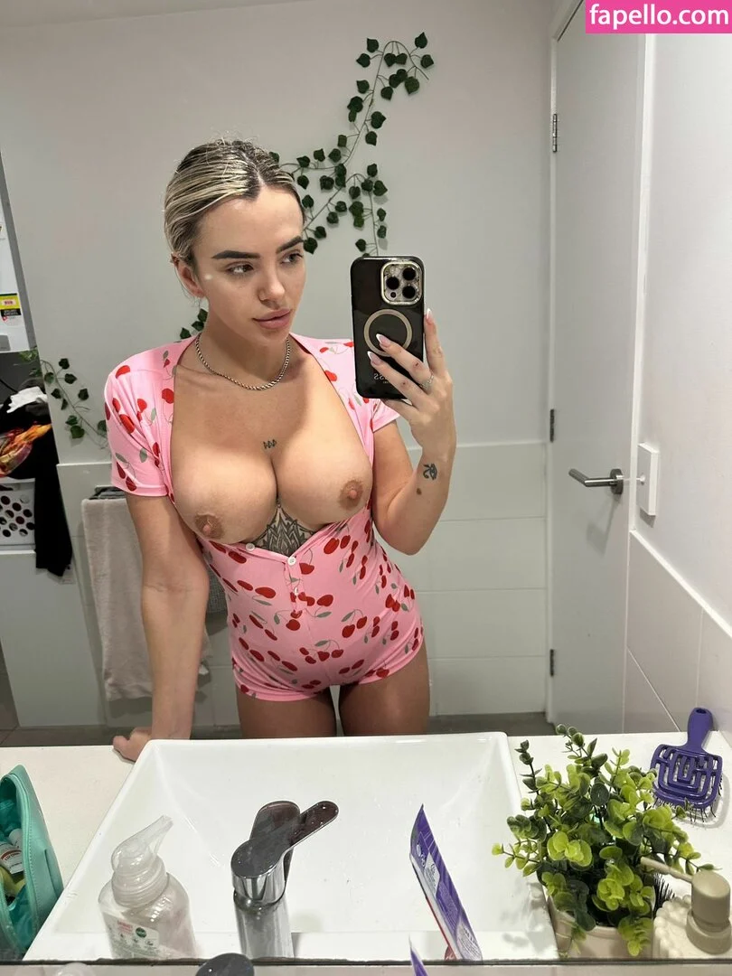 Bridget Onlyfans Photo Gallery 