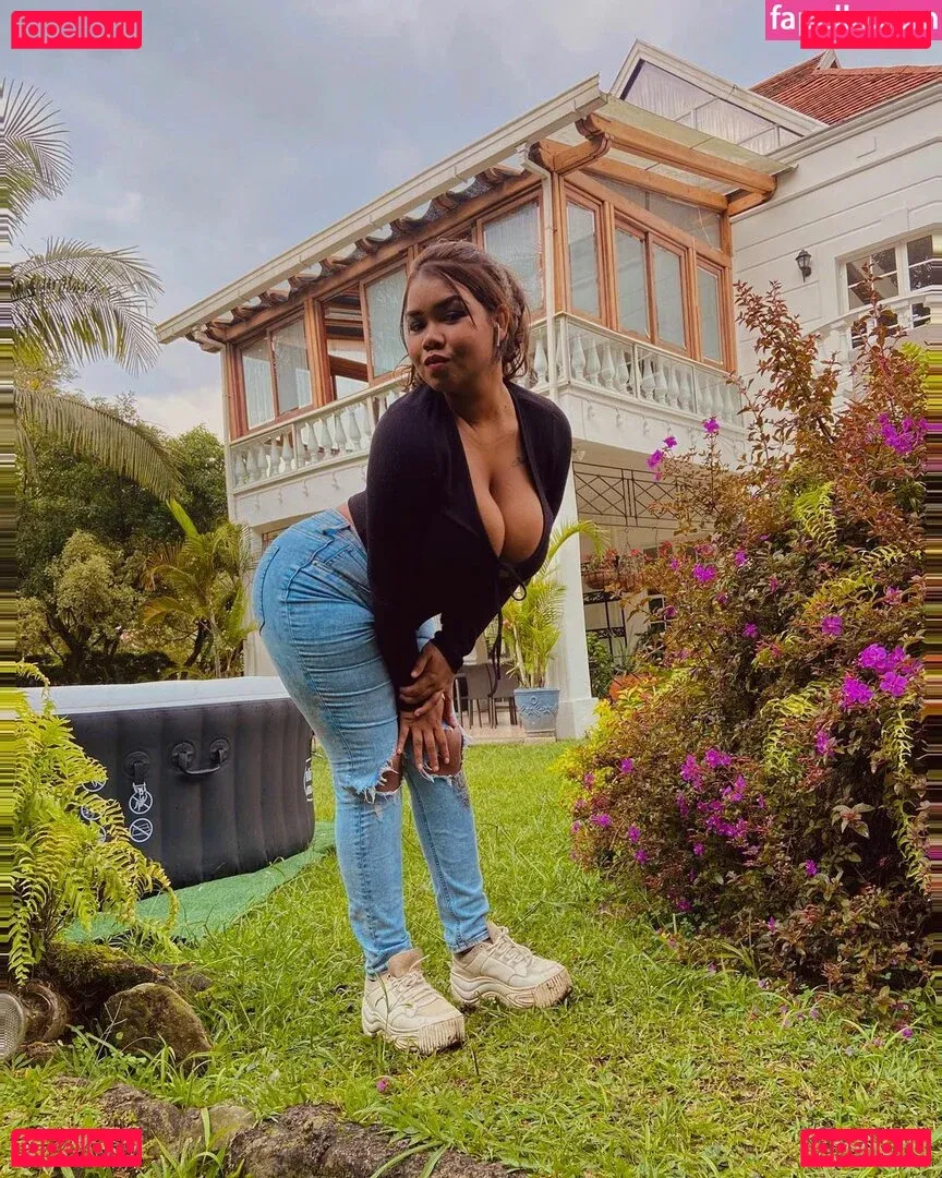 Majo Doll Onlyfans Photo Gallery 