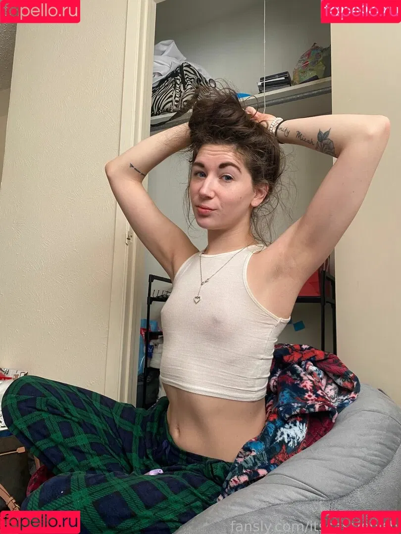 itscassiebish Onlyfans Photo Gallery 