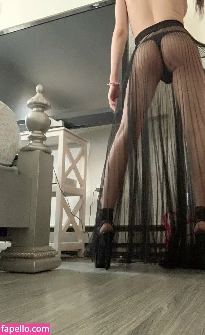 itscassiebish Onlyfans Photo Gallery 