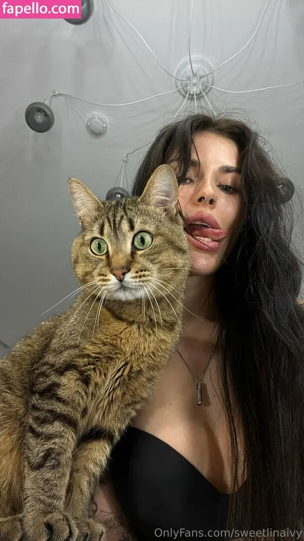 sweetlinaivy Onlyfans Photo Gallery 