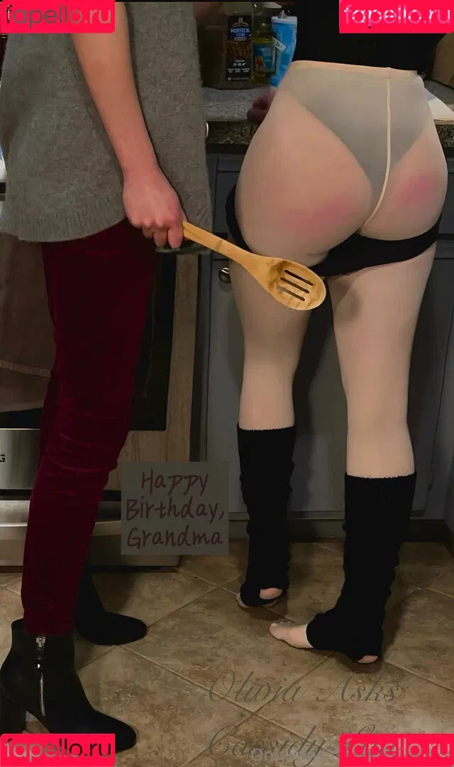oliviaasks Onlyfans Photo Gallery 