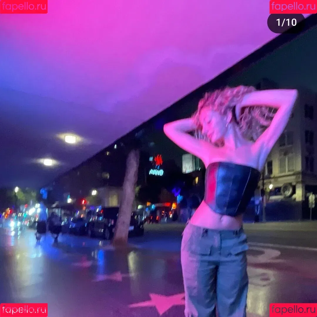 Julia Dicesare Onlyfans Photo Gallery 
