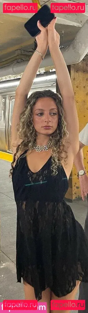 Julia Dicesare Onlyfans Photo Gallery 