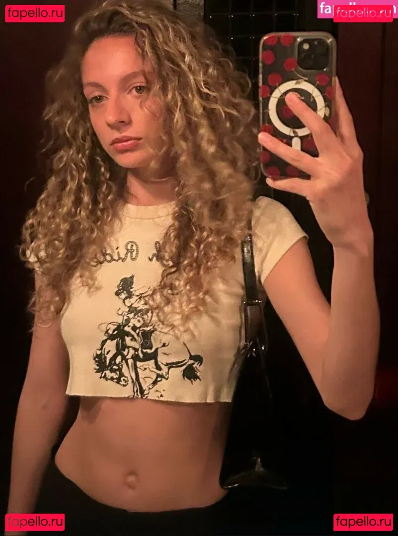 Julia Dicesare Onlyfans Photo Gallery 