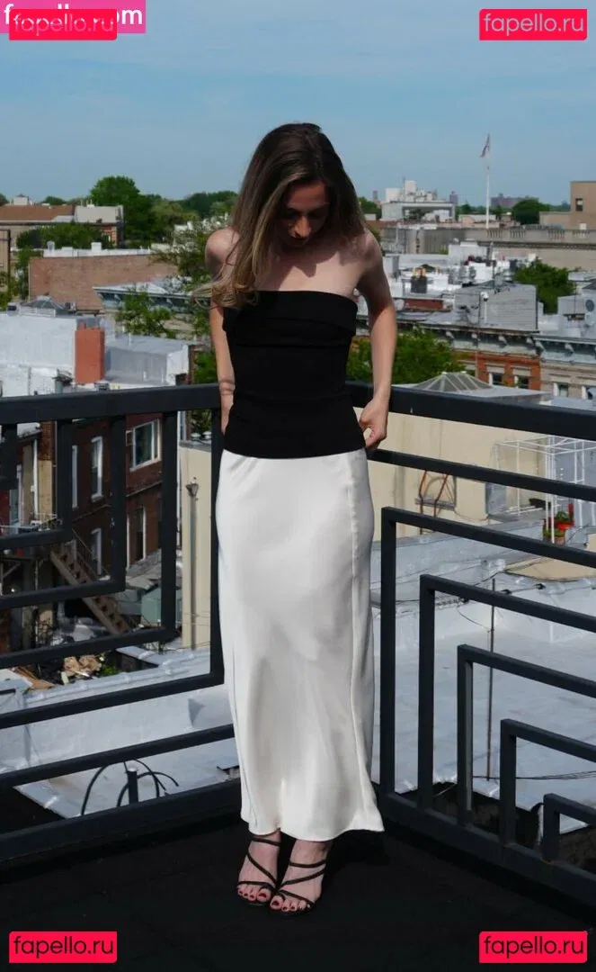 Julia Dicesare Onlyfans Photo Gallery 