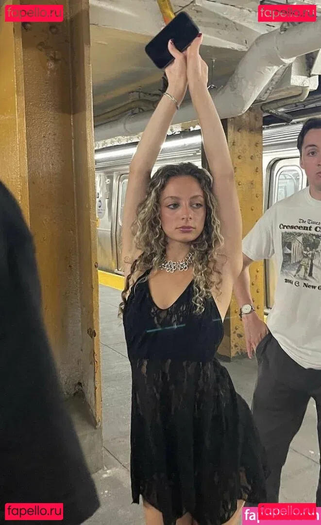 Julia Dicesare Onlyfans Photo Gallery 