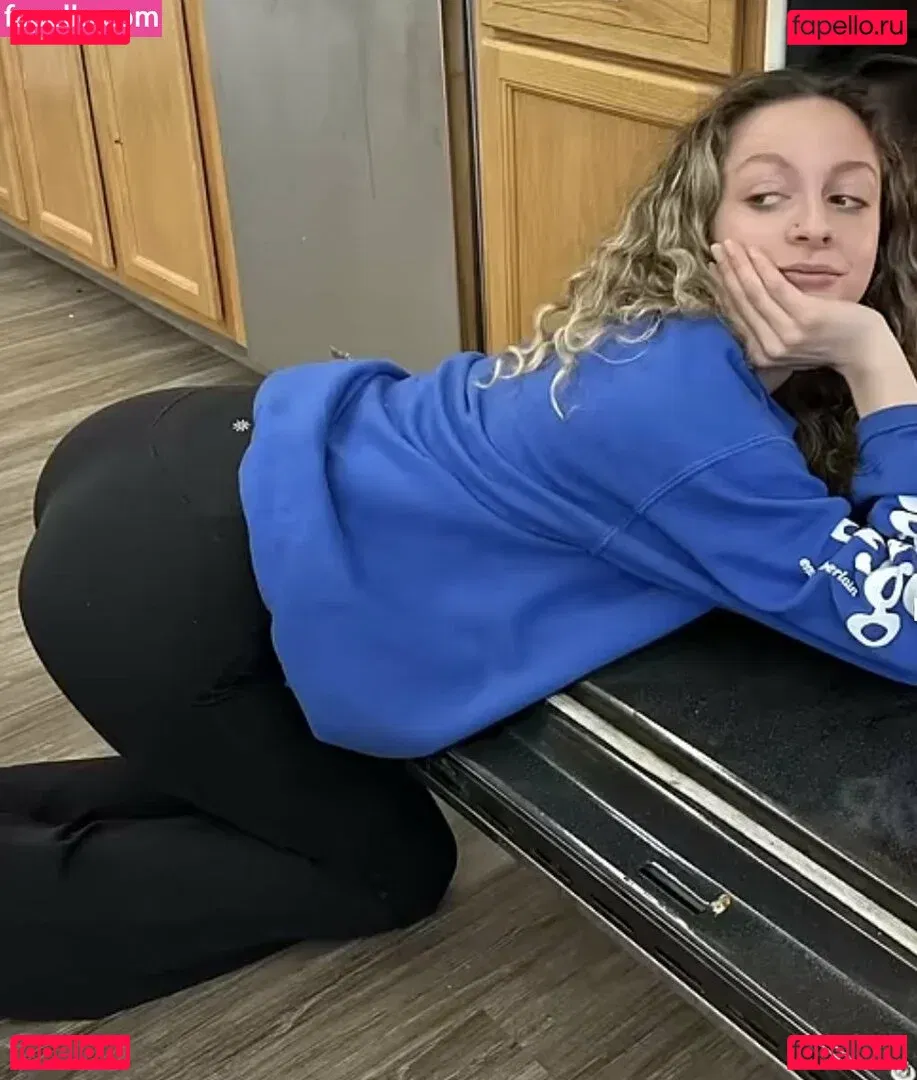 Julia Dicesare Onlyfans Photo Gallery 