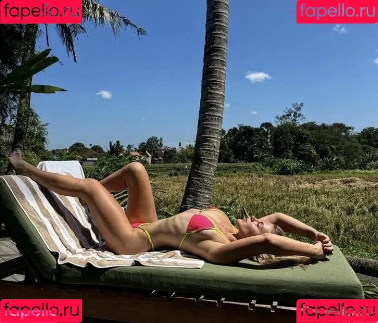 Lizaveta Onlyfans Photo Gallery 